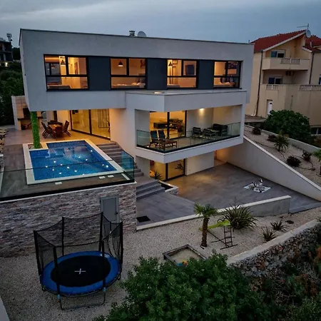 Villalux2022 * Trogir